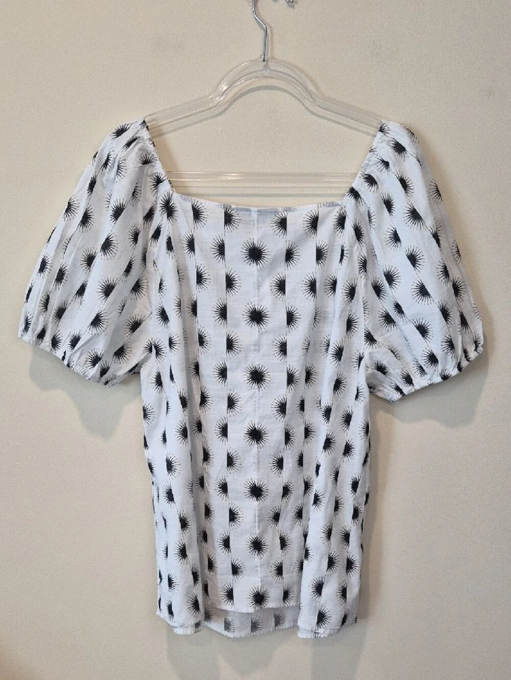 Lane Bryant Cotton Black & White Sunburst Puff Sleeve Blouse